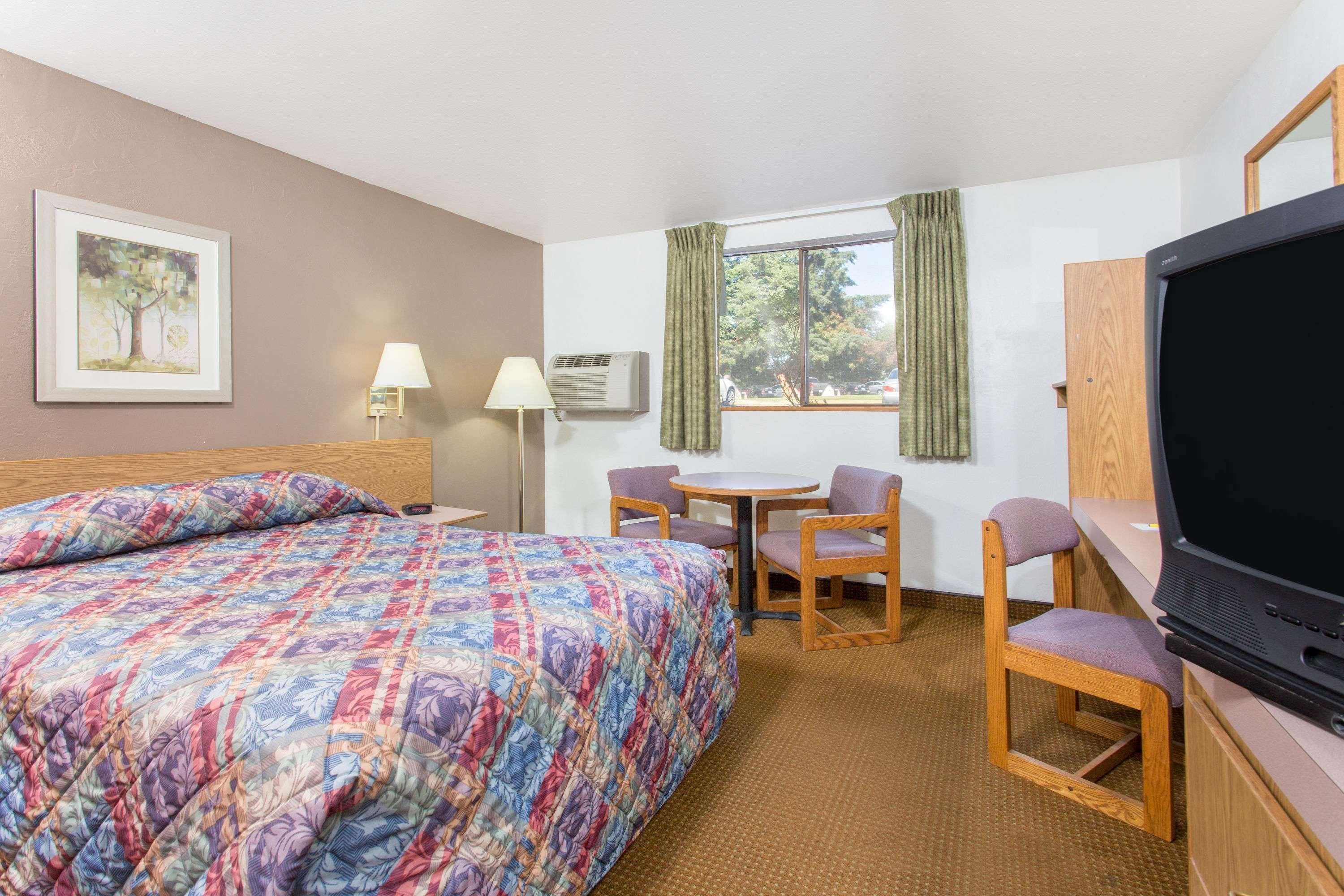 Super 8 By Wyndham Lacey Olympia Area Esterno foto