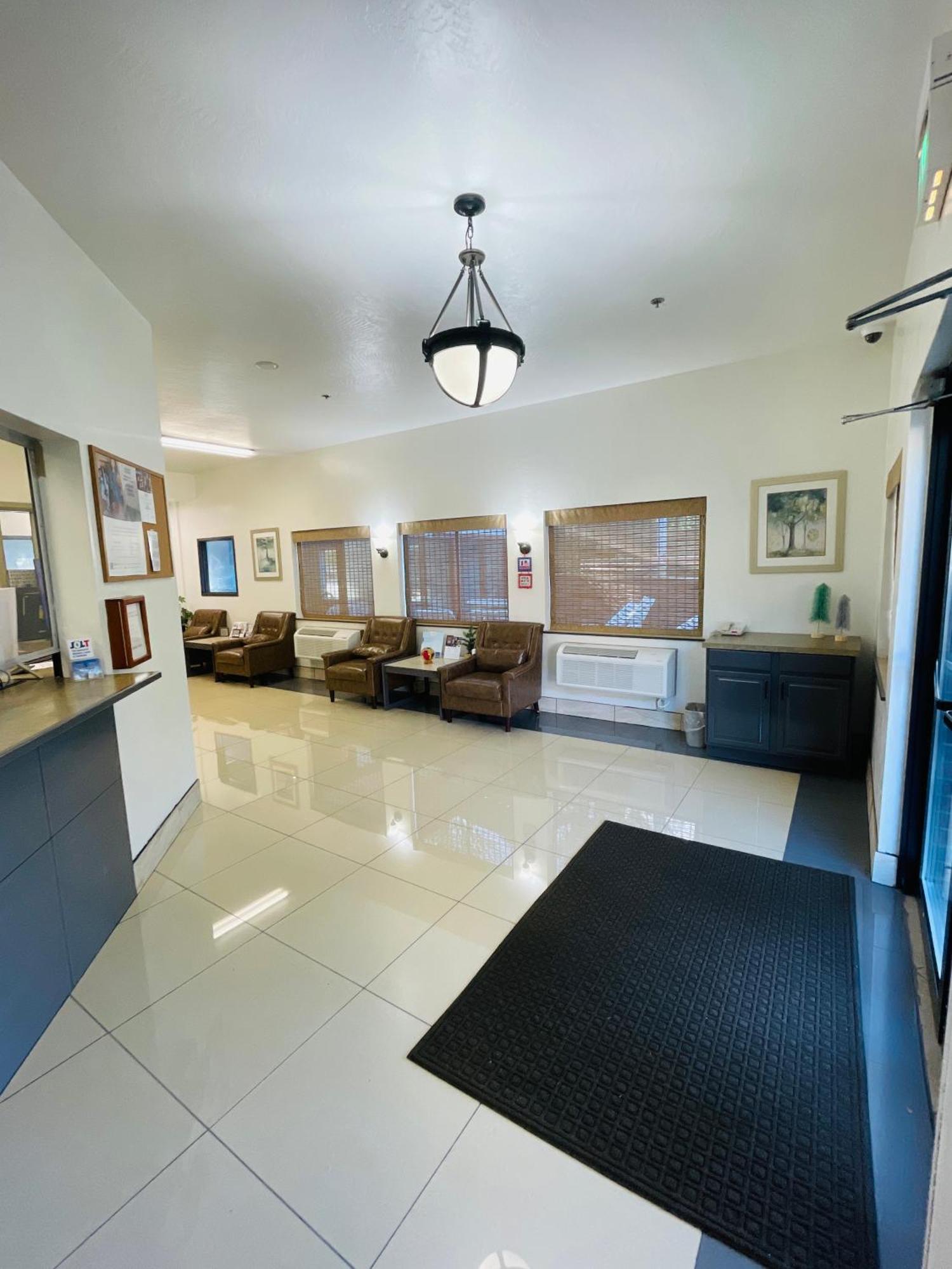 Super 8 By Wyndham Lacey Olympia Area Esterno foto