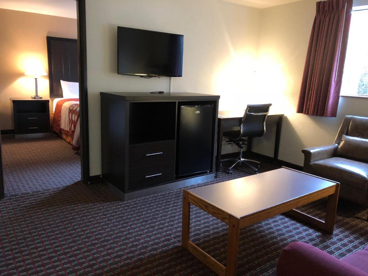 Super 8 By Wyndham Lacey Olympia Area Esterno foto